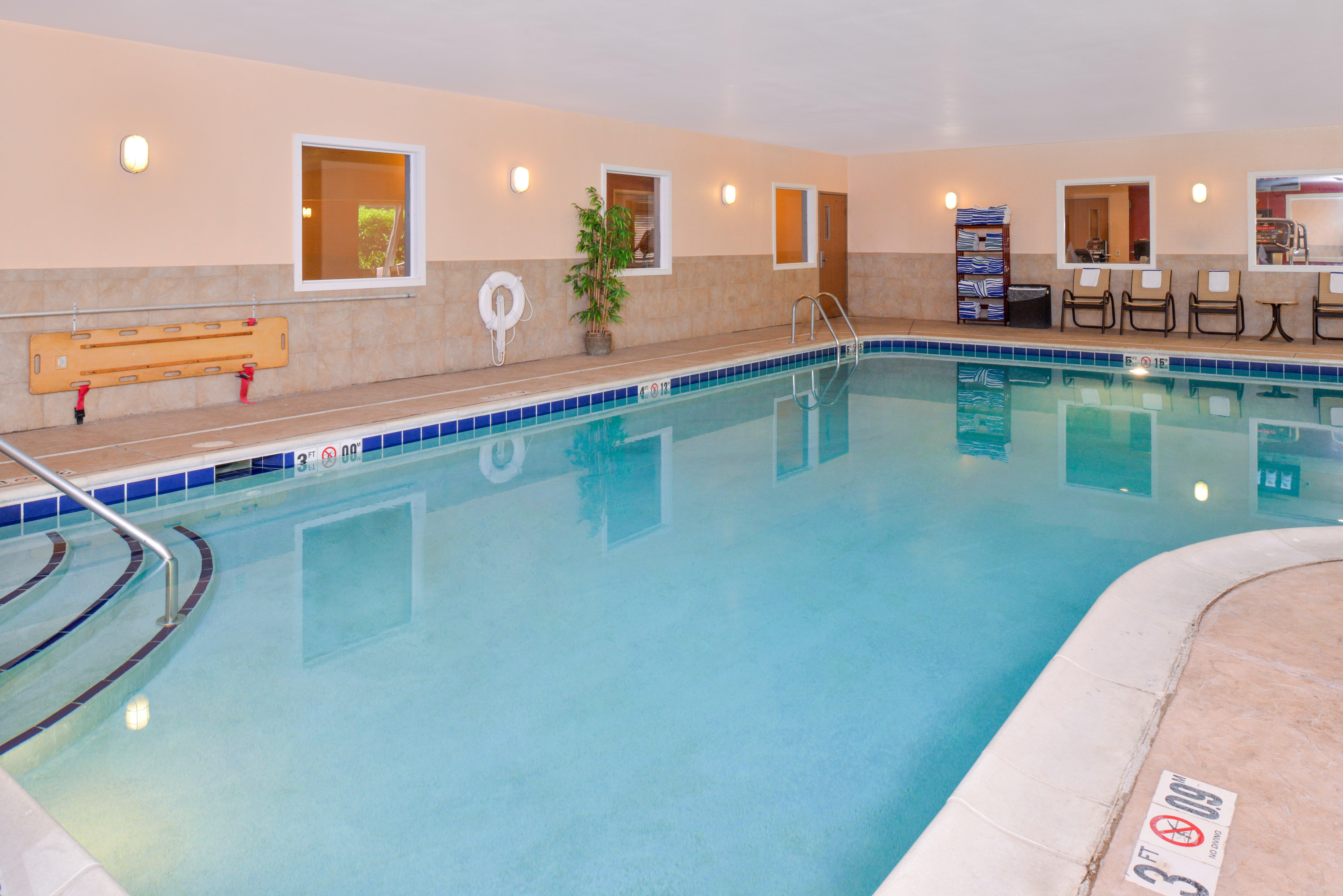 Holiday Inn Express Hotel & Suites Lancaster-Lititz By Ihg Exterior foto
